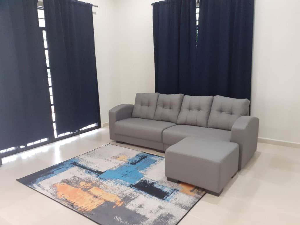 Nikmat Homestay Riyadh Kampong Tuan Mandak Exterior photo