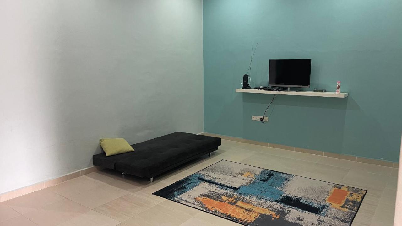 Nikmat Homestay Riyadh Kampong Tuan Mandak Exterior photo