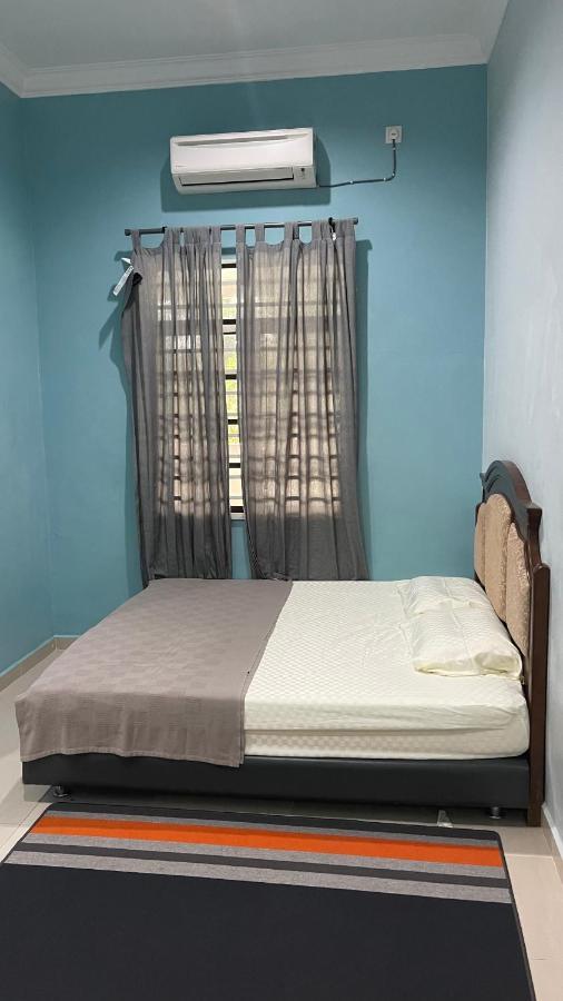 Nikmat Homestay Riyadh Kampong Tuan Mandak Exterior photo